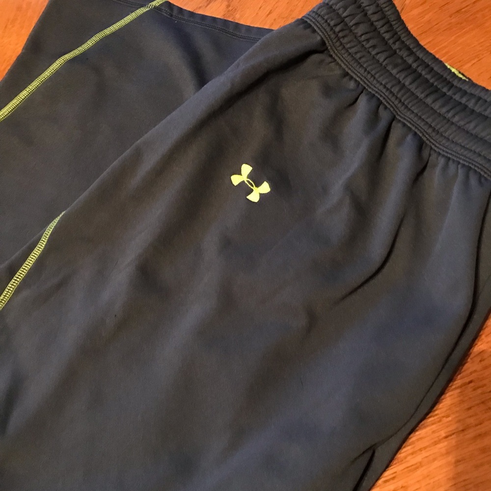 Under armour XL warm up pants